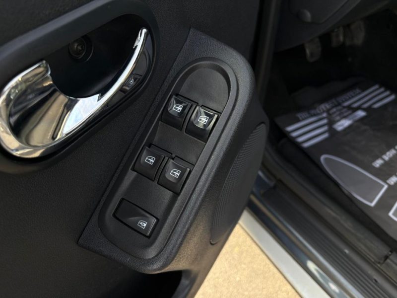 DACIA DUSTER 1.2 TCe 125ch 4x2 🚙📍GPS / Radar recul 📡 1ère main 👤 Reprise 🔄 Garantie 6 mois ✅