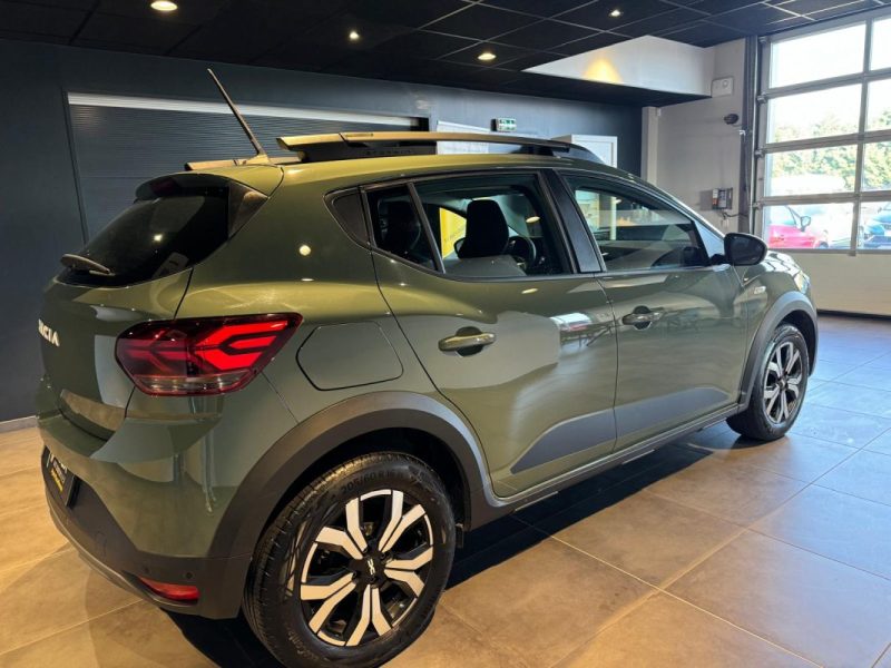 DACIA SANDERO Sandero Stepway Expression + ECO-G 100 / Détecteur d\'angles mort / caméra /  2023