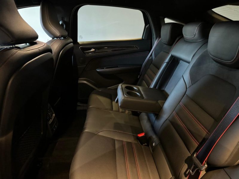 RENAULT ARKANA 1.3 TCe 140 EDC RS LINE / BOSE / 1ERE MAIN /  2021