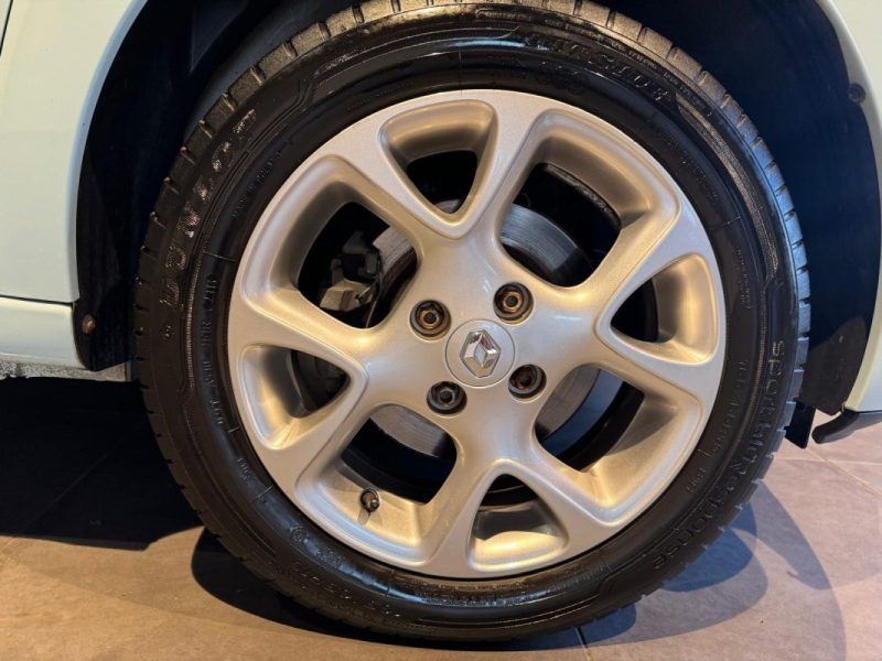 RENAULT  TWINGO 1.0 SCE 70  2014