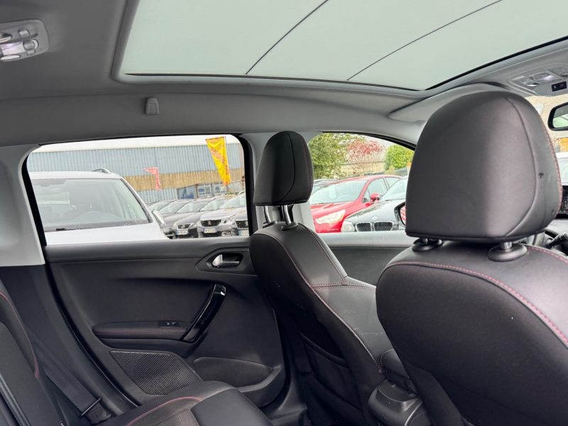 PEUGEOT 2008 1.2 VTI 110ch GT Line EAT6 2018