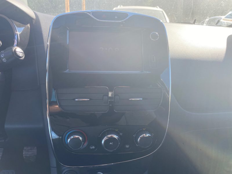 RENAULT CLIO 0.9 TCe 90ch energy Intens eco² 2014