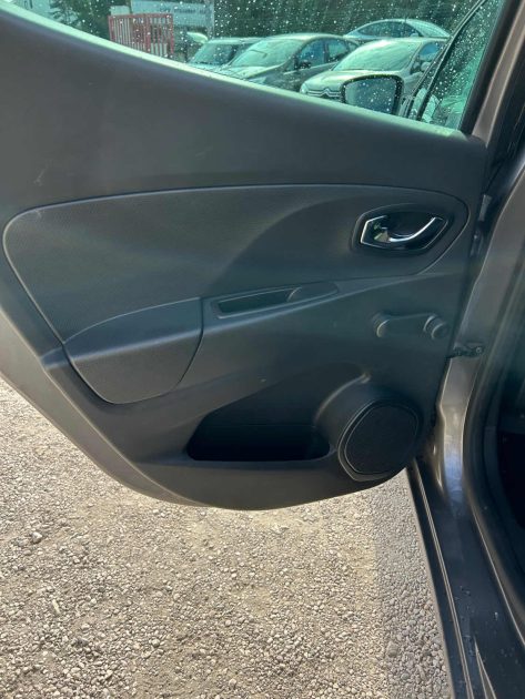 RENAULT CLIO 0.9 TCe 90ch energy Intens eco² 2014