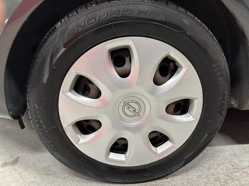 OPEL CORSA 1.2 Twinport 85ch 2014