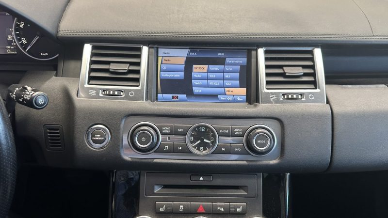 Range Rover Sport 3.0 TDV6 211ch S Kit Autobiography Sport avec Pack Design Extérieur