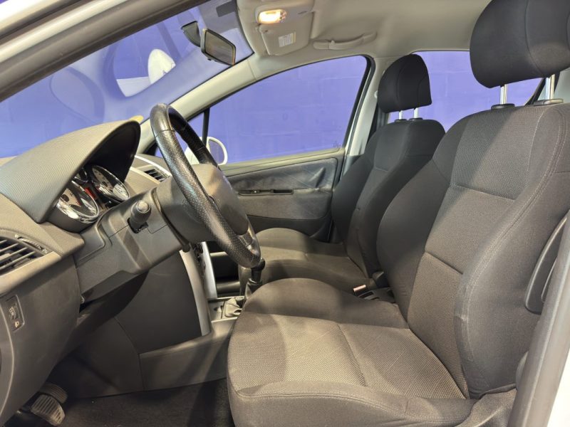 Peugeot 207 1.6 VTI 120ch Sport