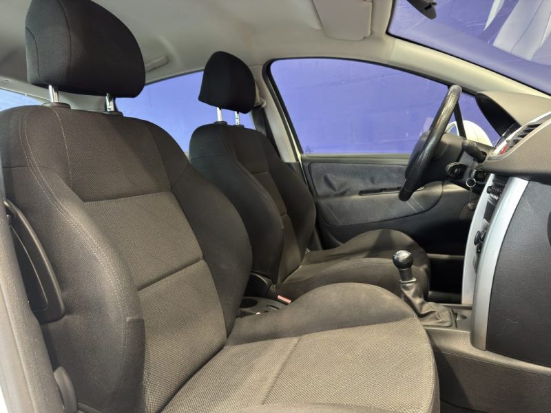 Peugeot 207 1.6 VTI 120ch Sport