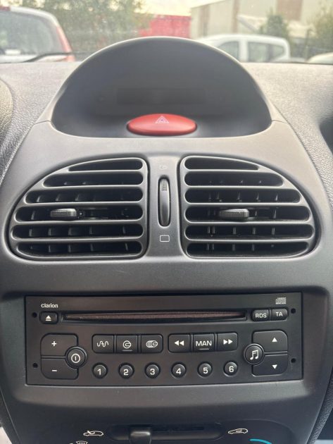 PEUGEOT 206  1.4 75Ch Style 2002