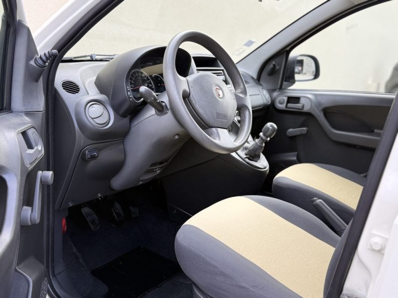 FIAT PANDA 1L2 TEAM 69CV TEAM 2011 79 500KM