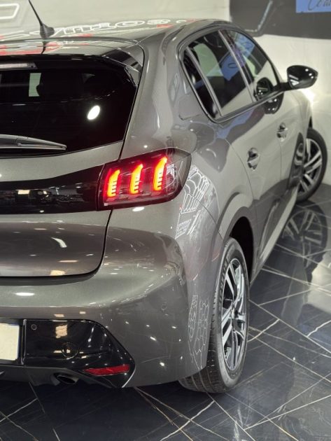 PEUGEOT 208 1.5 BlueHDi 100ch S&S Style 2023 Auto-Ecole TTC 