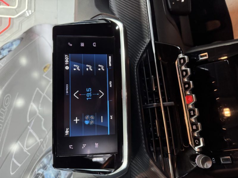 PEUGEOT 208 1.5 BlueHDi 100ch S&S Style 2023 Auto-Ecole TTC 