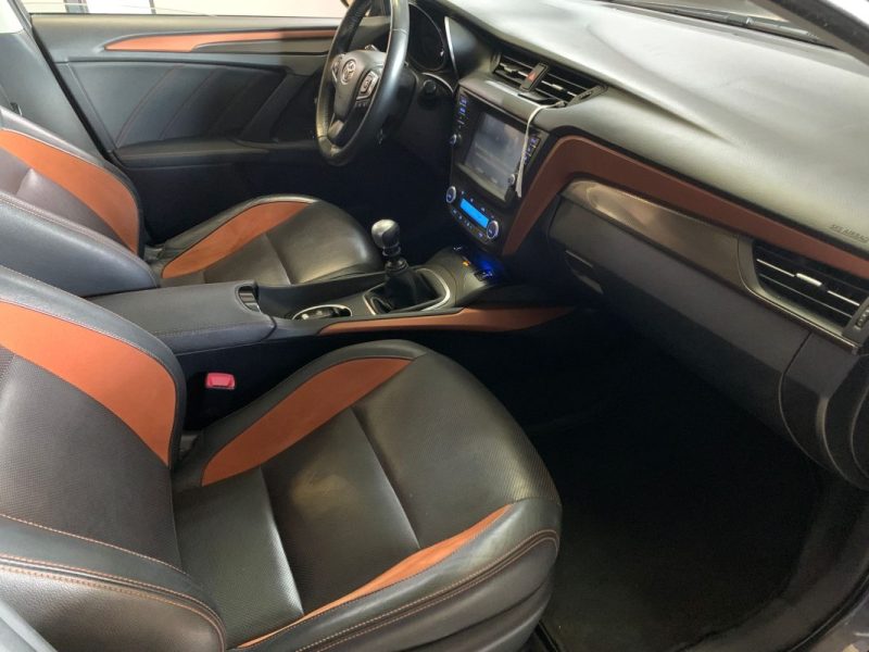 TOYOTA AVENSIS SW 2.0 143ch D-4D Executive 