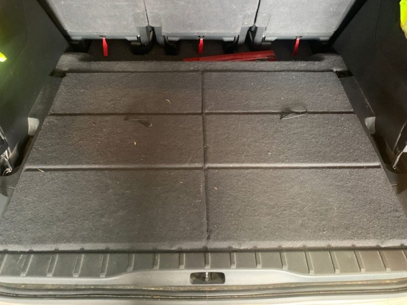 PEUGEOT 5008 Allure 7 Places Phase 2 1.6 HDi 115ch- Distribution ok-Embrayage ok  