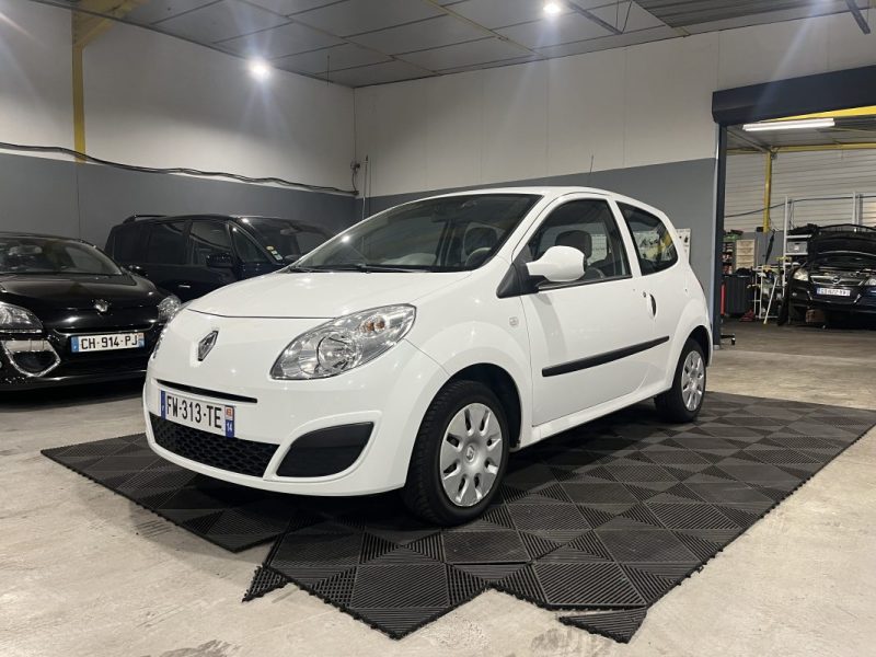 RENAULT TWINGO II EXPRESSION 1.2i 60CH