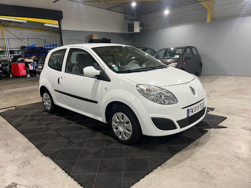 RENAULT TWINGO II EXPRESSION 1.2i 60CH