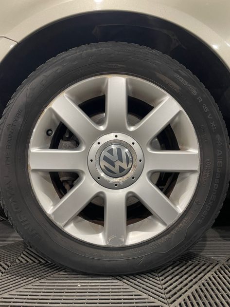 VOLKSWAGEN GOLF V TRENDLINE 1.6i 100CH