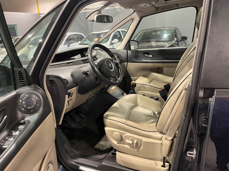 RENAULT ESPACE IV 2.0DCI 175CH 