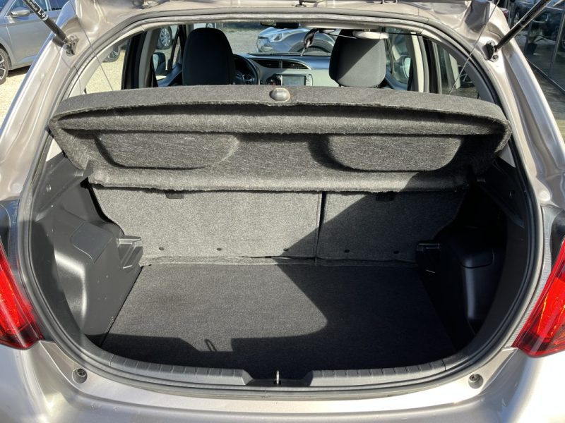 TOYOTA YARIS HYBRID HSD 100h Dynamic pack Confort 5p 2015