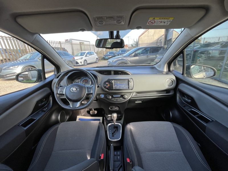 TOYOTA YARIS HYBRID HSD 100h Dynamic pack Confort 5p 2015