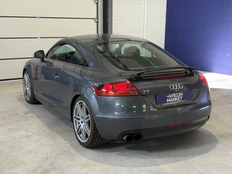 Audi TT 2.0 TFSI 200cv S-Line 