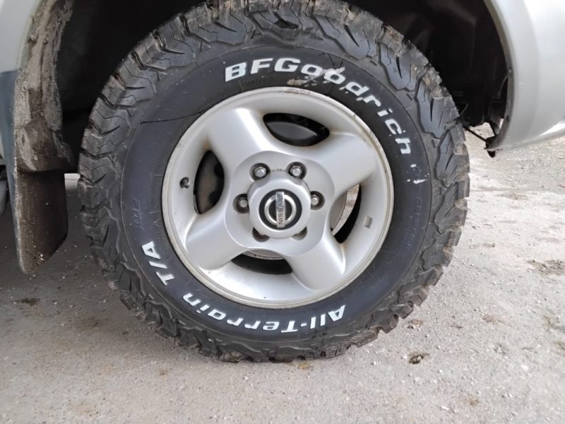 NISSAN KING-CAB PICK-UP 2.5DI 4X4 SINGLE CAB 2002