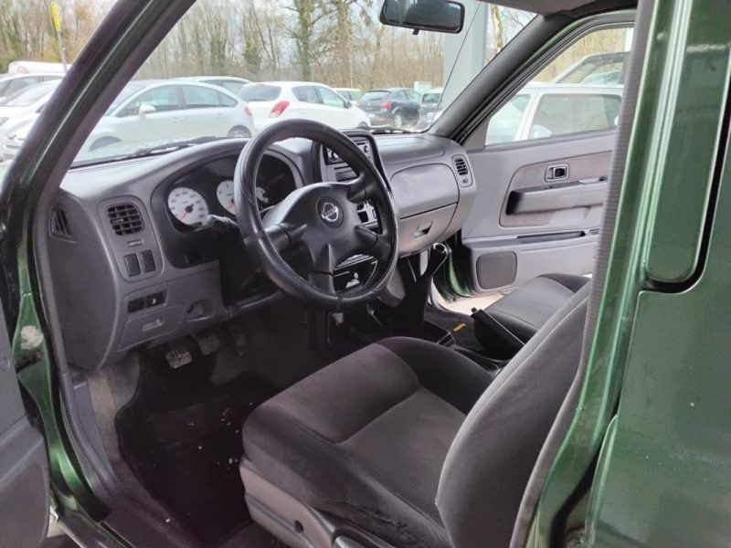 NISSAN KING-CAB PICK-UP 2.5DI 4X4 SINGLE CAB 2002