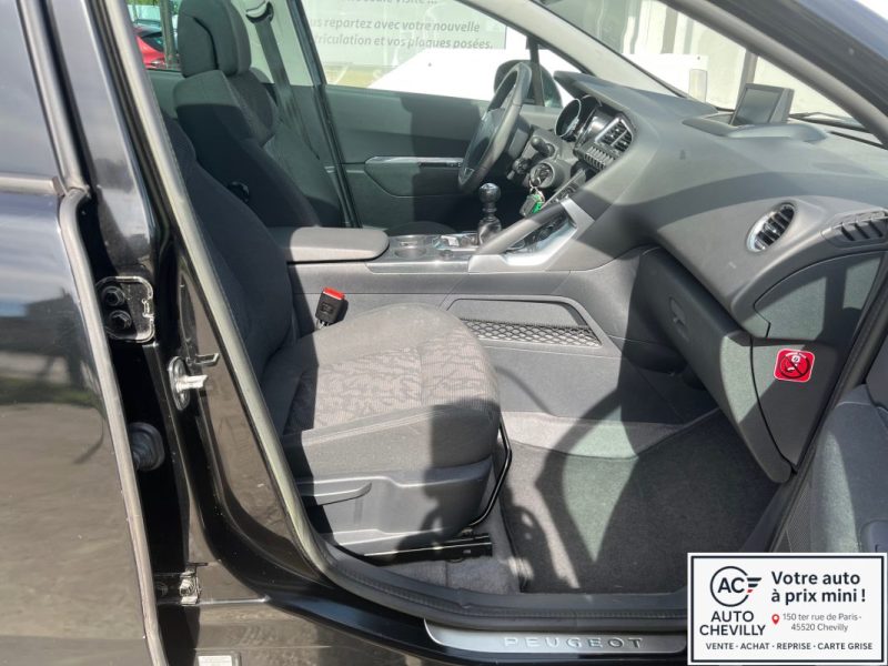 PEUGEOT 3008 1.6 HDI 115 FAP ALLURE 
