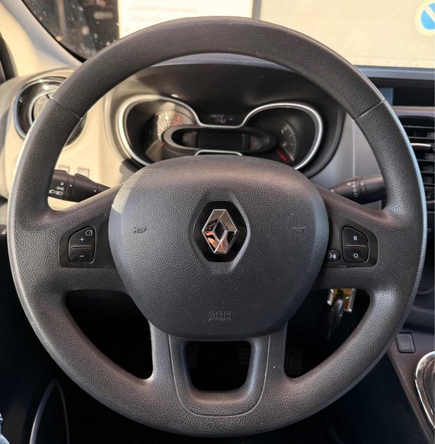 RENAULT TRAFIC L1H1 1000 1.6 dCi 95ch Confort Euro6  - VEHICULE GARANTIE NATIONALE 12 MOIS 