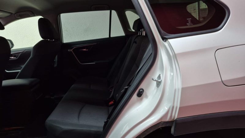 TOYOTA RAV4 SUV HYBRIDES 218cv DYNAMIC BUSINESS/1 ERE MAIN/TVA RECUPERABLE