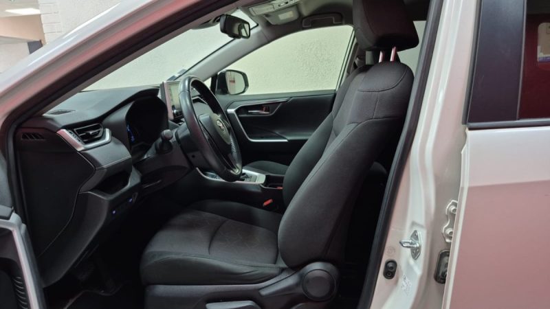 TOYOTA RAV4 SUV HYBRIDES 218cv DYNAMIC BUSINESS/1 ERE MAIN/TVA RECUPERABLE