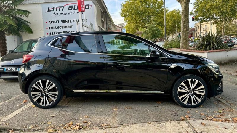 RENAULT CLIO V 1.3 TCe 130 Initiale Paris EDC 