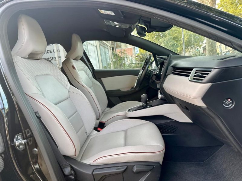 RENAULT CLIO V 1.3 TCe 130 Initiale Paris EDC 