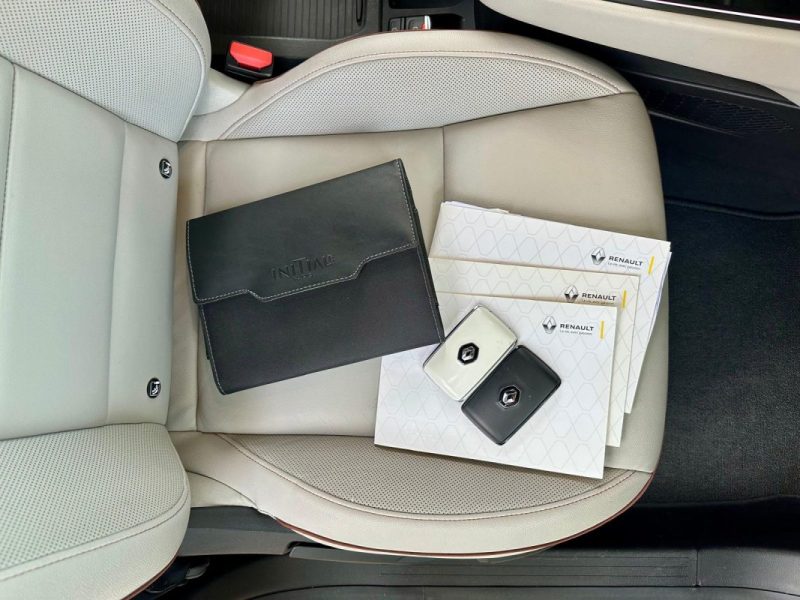 RENAULT CLIO V 1.3 TCe 130 Initiale Paris EDC 