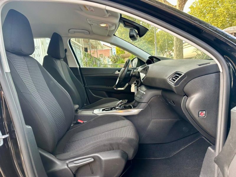 PEUGEOT 308 1.5 BlueHDi 130 ACTIVE BUSINESS EAT8 **1ère MAIN** 