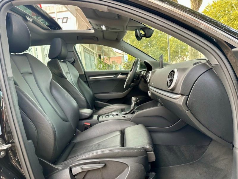 AUDI A3 SPORTBACK 35 TFSI 150 DESIGN LUXE S-tronic 7 **1ère MAIN** 