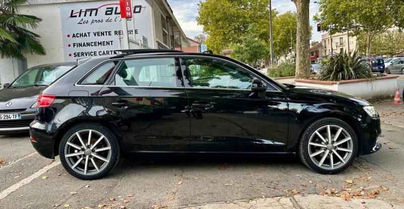 AUDI A3 SPORTBACK 35 TFSI 150 DESIGN LUXE S-tronic 7 **1ère MAIN** 