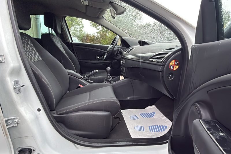 RENAULT MEGANE 1.5 dCi 110 CH energy Émotion eco² Pack GTline BVM6 Garantie