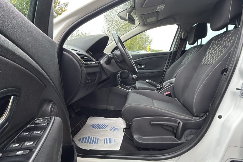 RENAULT MEGANE 1.5 dCi 110 CH energy Émotion eco² Pack GTline BVM6 Garantie