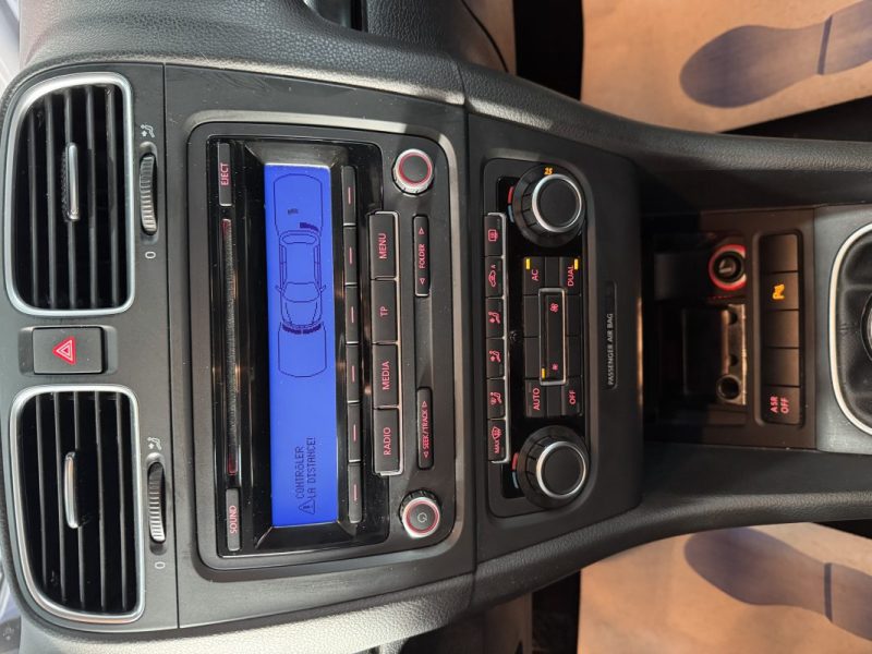 VOLKSWAGEN GOLF 1.6 TDI 105 CONFORTLINE 