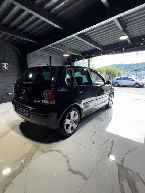 VOLKSWAGEN POLO TDI sportline 