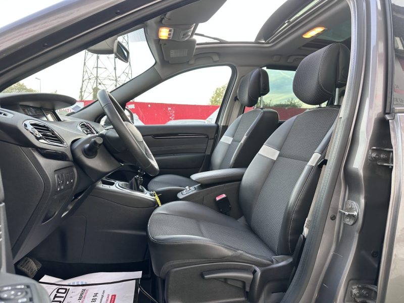 RENAULT GRAND SCENIC III 1.6 DCI 130CV BOSE 7 PLACES / TOIT OUVRANT 2011