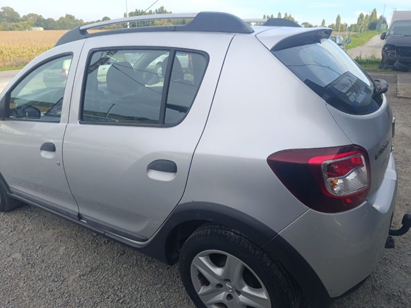 DACIA SANDERO TCE 90 STEPWAY AMBIANCE  2014