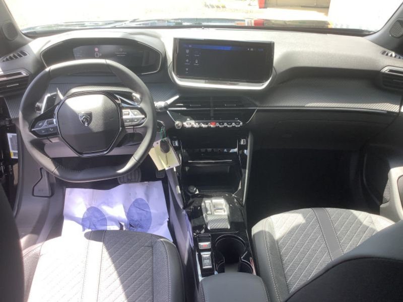 Peugeot 2008 Hybrid 145 e-DCS6 Allure