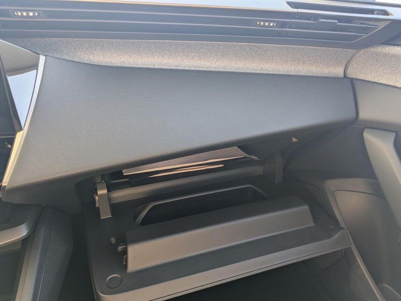 Peugeot 308 1.5 BlueHDi S&S - 130 BV EAT8 III 2021 BERLINE Allure