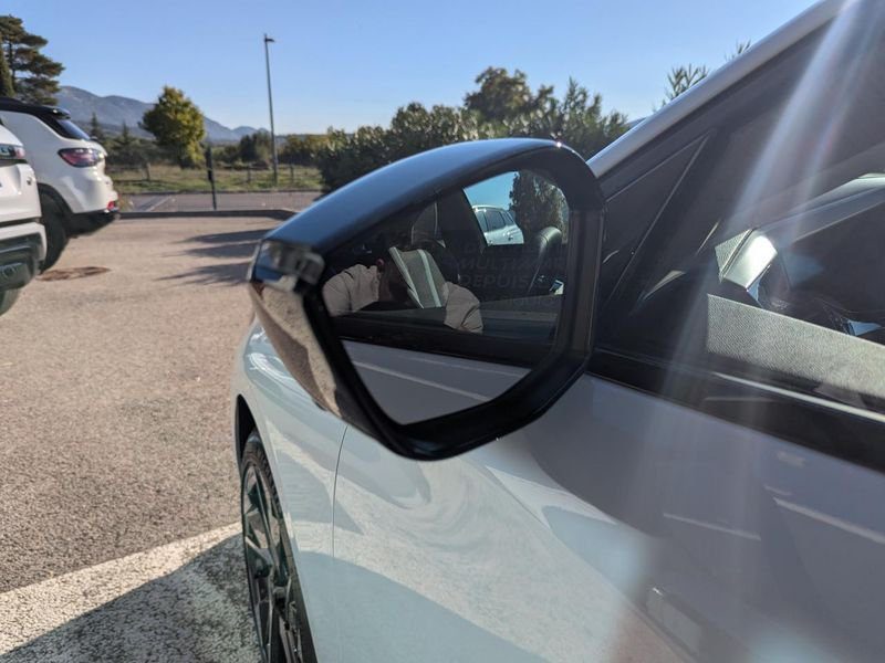 Peugeot 308 1.5 BlueHDi S&S - 130 BV EAT8 III 2021 BERLINE Allure