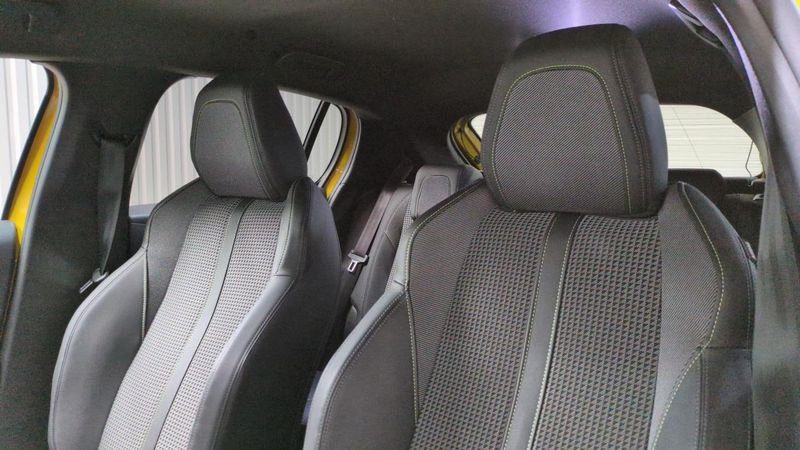 Peugeot 208 Puretech 100 s&s bvm6 gt