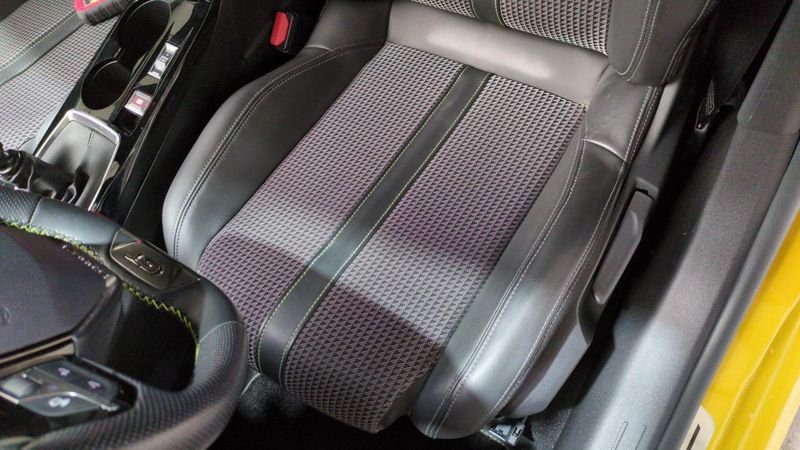 Peugeot 208 Puretech 100 s&s bvm6 gt