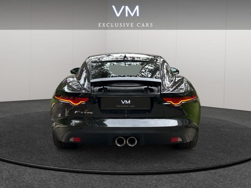 JAGUAR F-TYPE 3.0 V6 340 CHEQUERED FLAG BA 2019