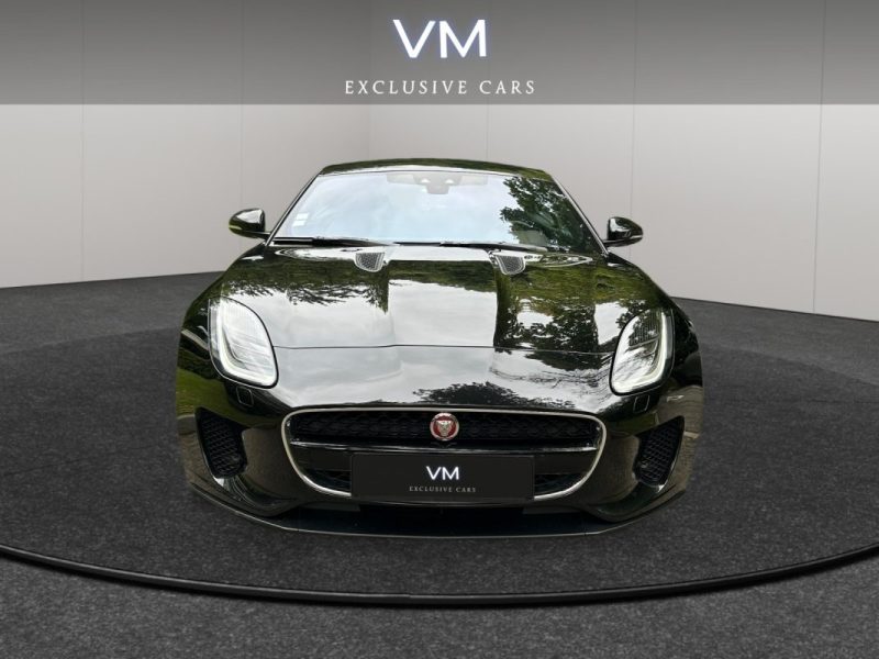 JAGUAR F-TYPE 3.0 V6 340 CHEQUERED FLAG BA 2019