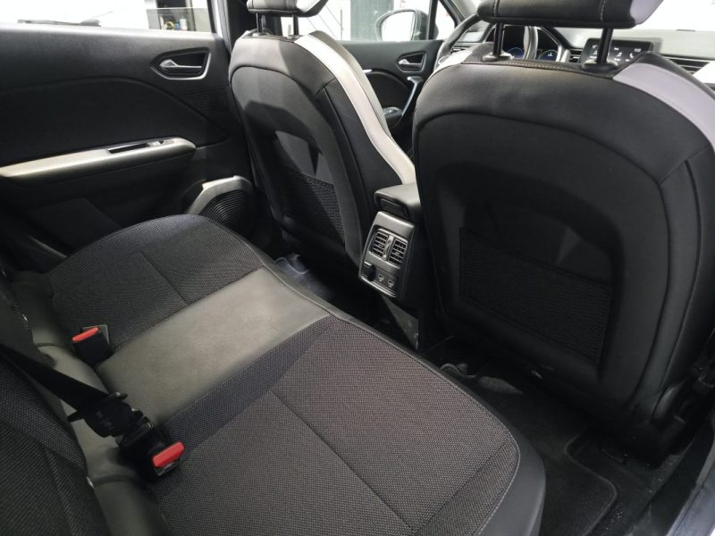 RENAULT CAPTUR INTENS E-TECH 1.6 160 Plug in Hybrid S&S / SUIVI COMPLET RENAULT